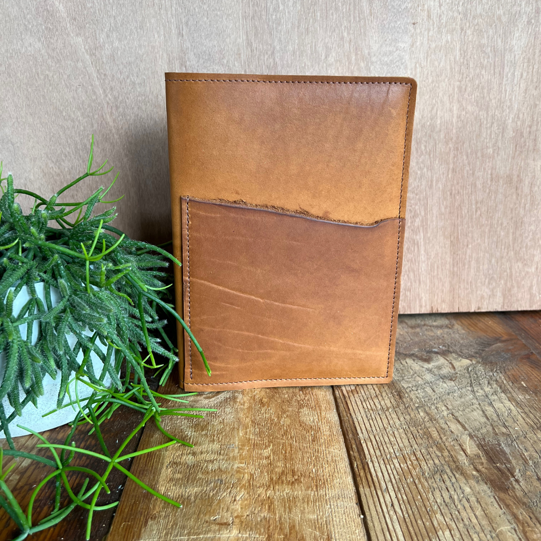 Executive + Front Pocket in Ochre