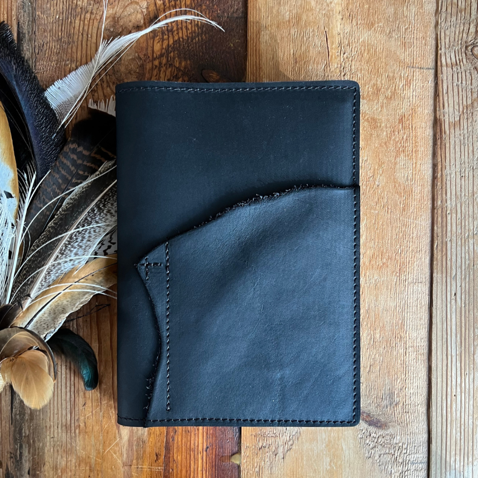 Executive + Front Pocket in Saltbush
