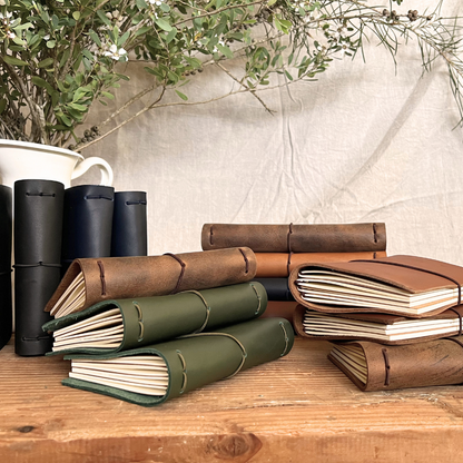 The 'Red Robin' Leather Journal in Black (RTS)