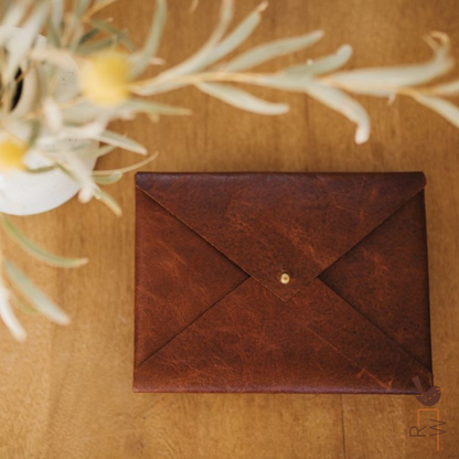 Leather Envelopes for photographs in Tobacco