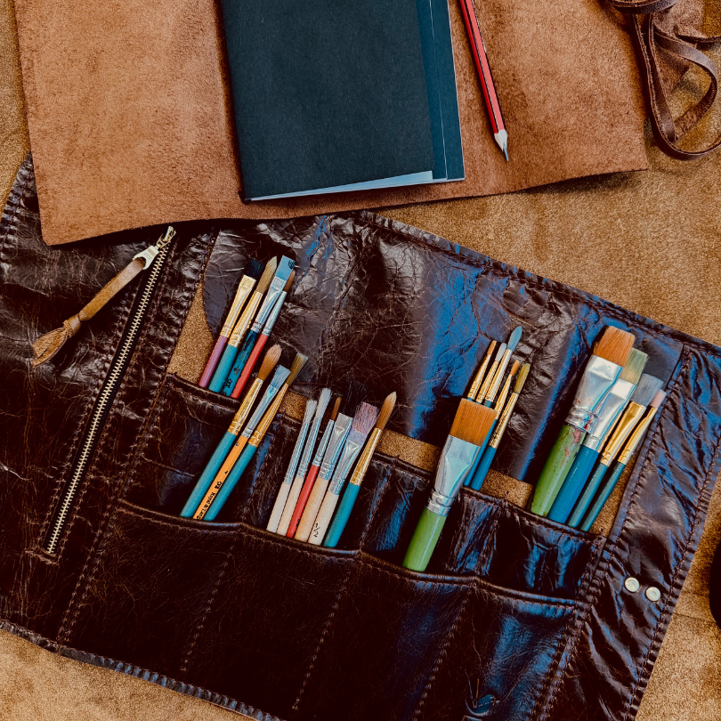 The Heritage Brush Roll