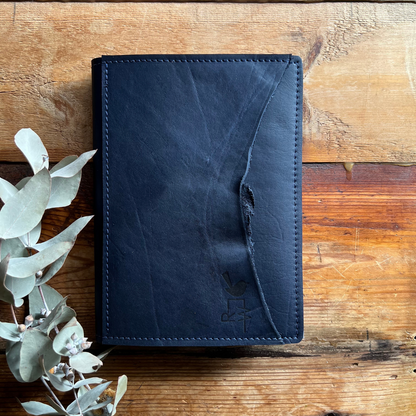 Executive + Front Pocket in Blacksmith